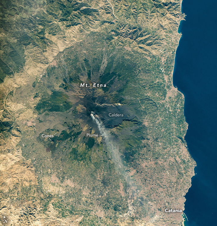 Italy's Majestic Mount Etna