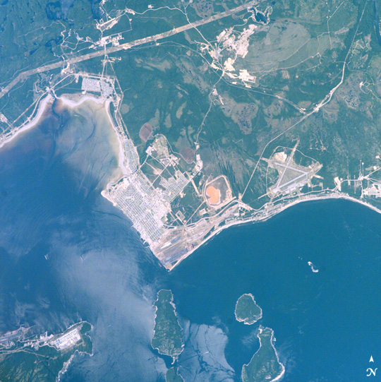 Photo: ISS011-E-7471