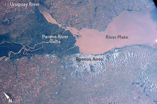 Photo: ISS043-E-91884