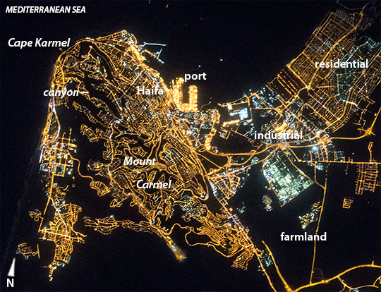 Photo: ISS045-E-148262