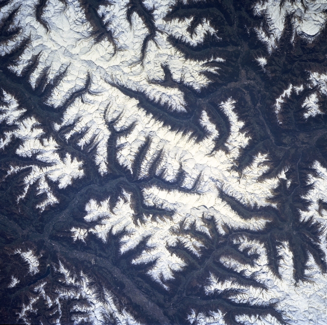 Photo: NASA7-722-46E