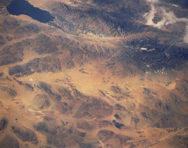 Photo: STS040-151-116