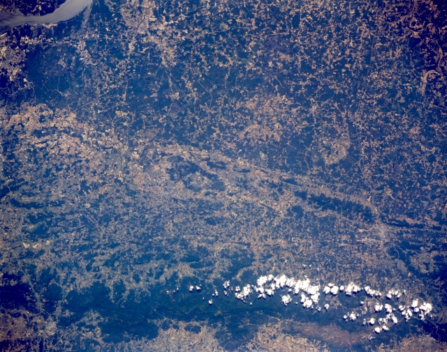 Photo: STS040-151-128