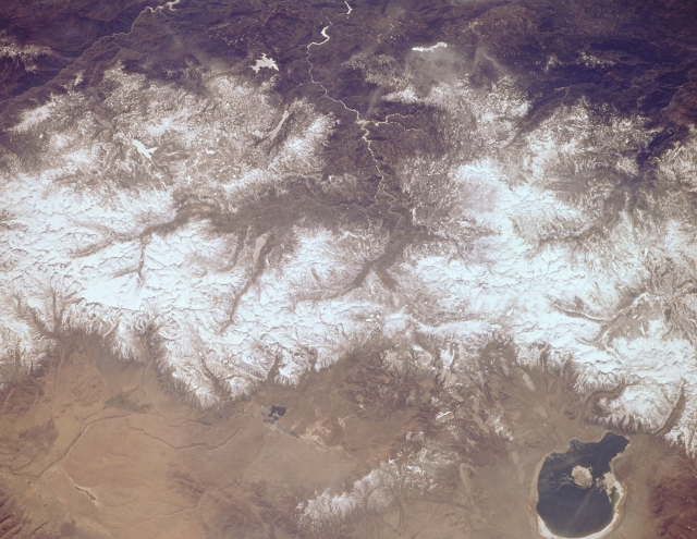 Photo: STS059-154-160