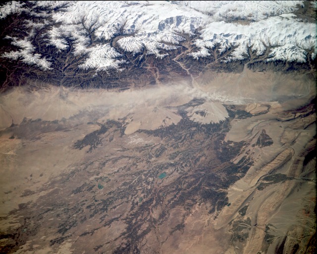 Photo: STS068-163-136