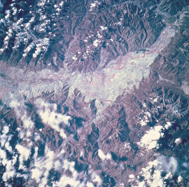 Photo: STS068-209-80