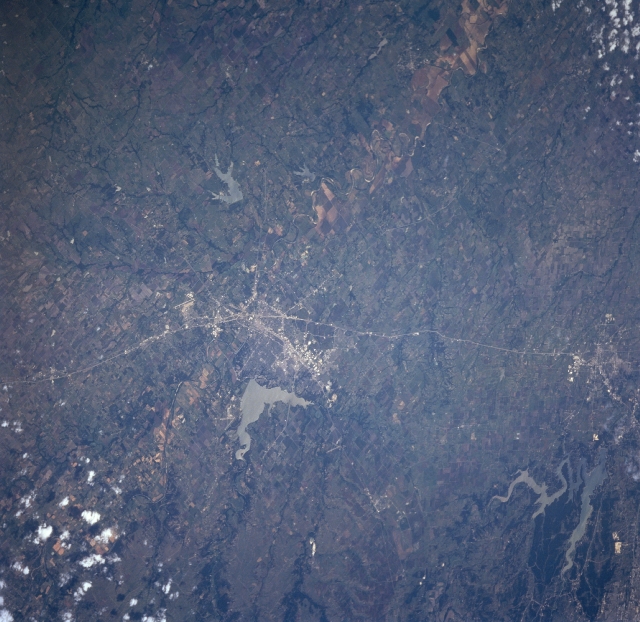 Photo: STS090-721-76