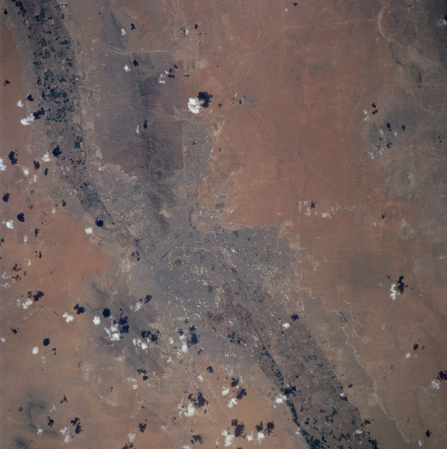 Photo: STS090-732-68