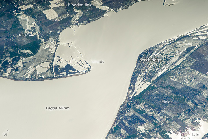 Photo: ISS049-E-1116