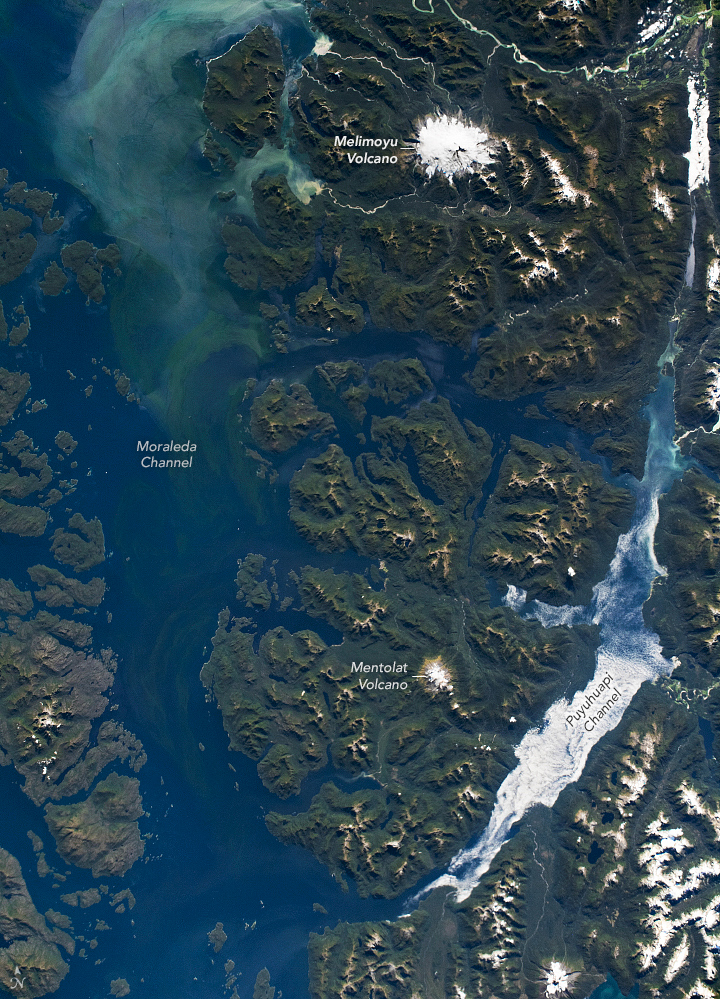 Photo: ISS062-E-113155